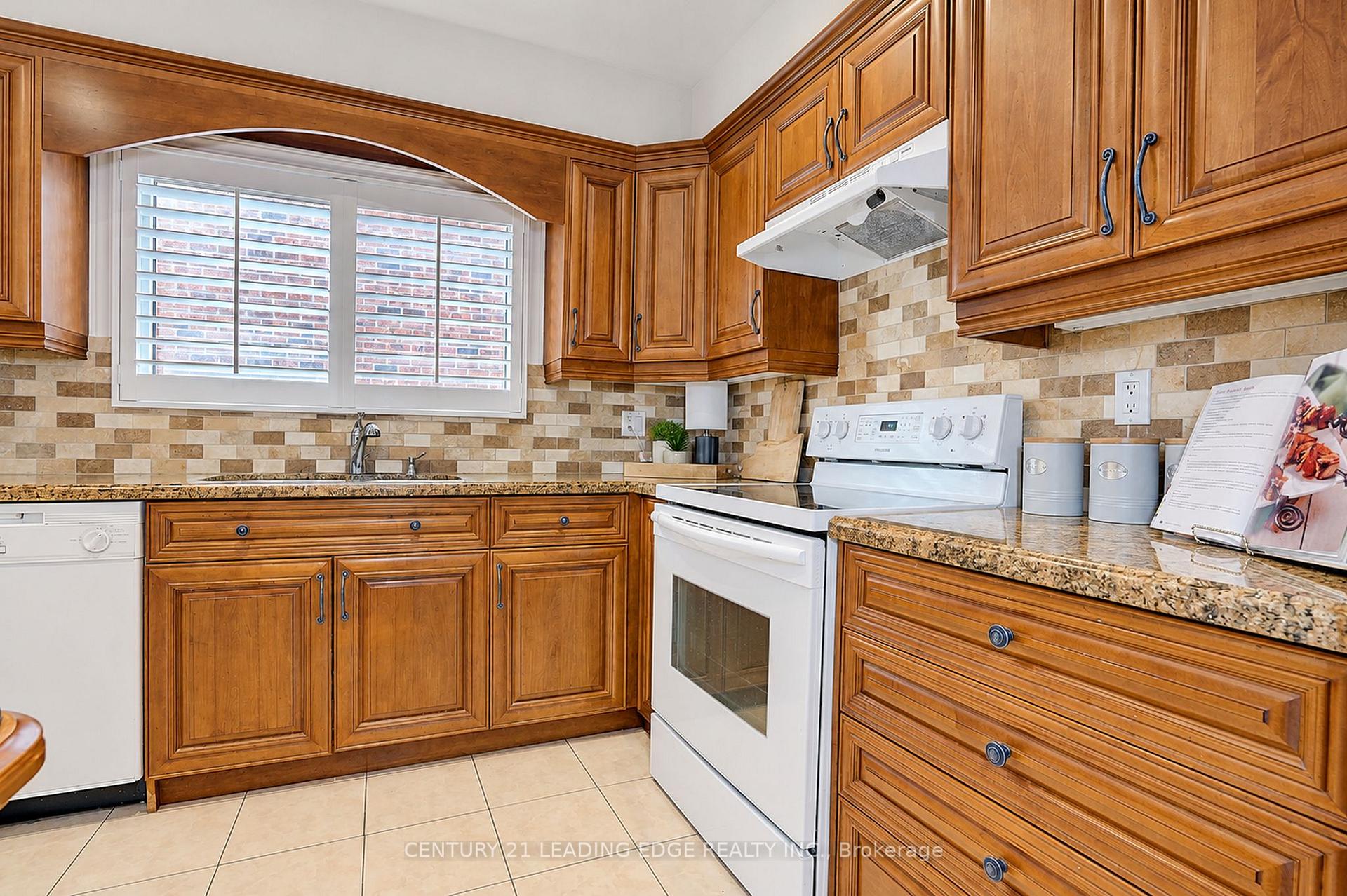 Photo 29 of 43 Ashland Crescent, Markham, Sherwood-Amberglen — HOMEH