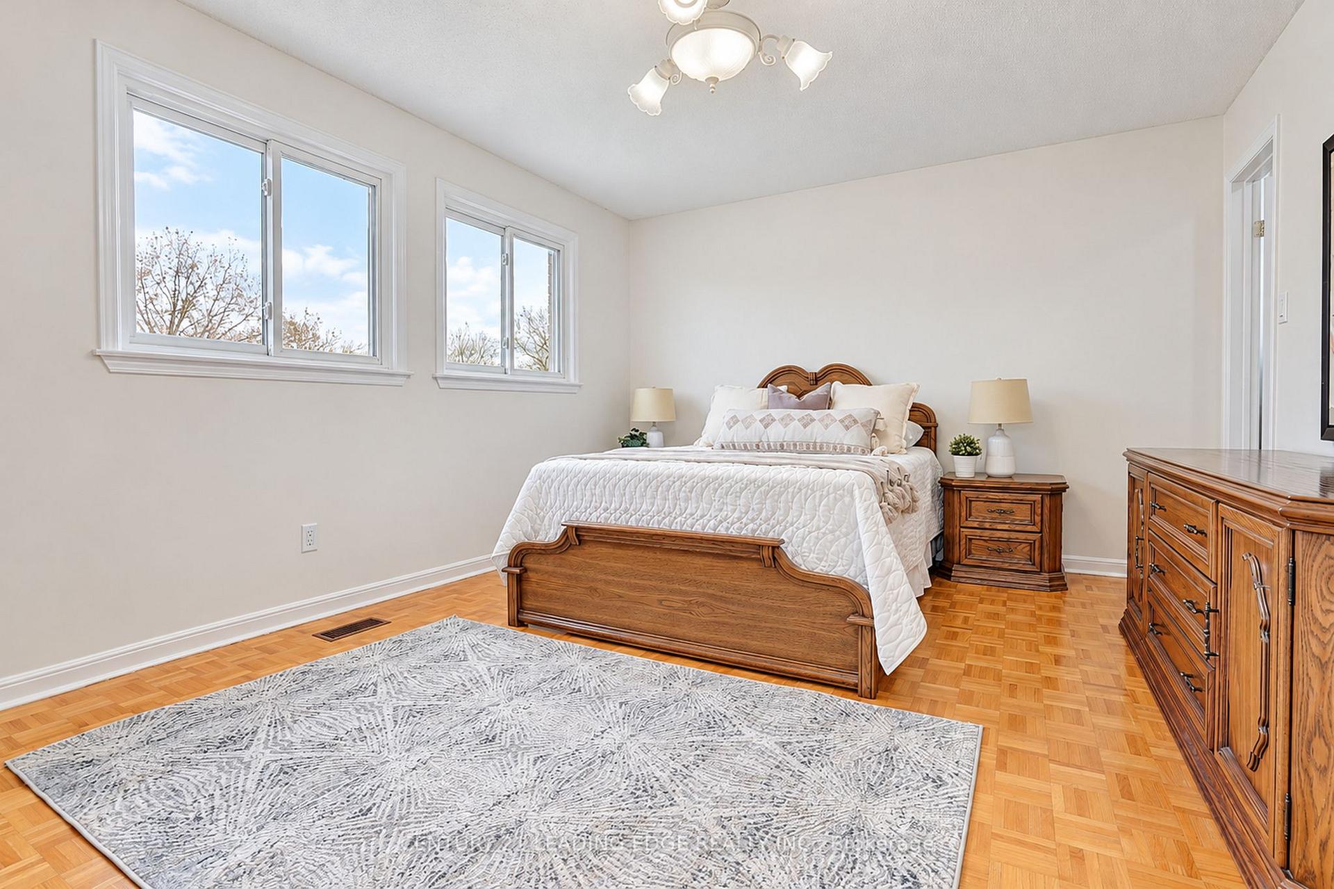 Photo 36 of 43 Ashland Crescent, Markham, Sherwood-Amberglen — HOMEH