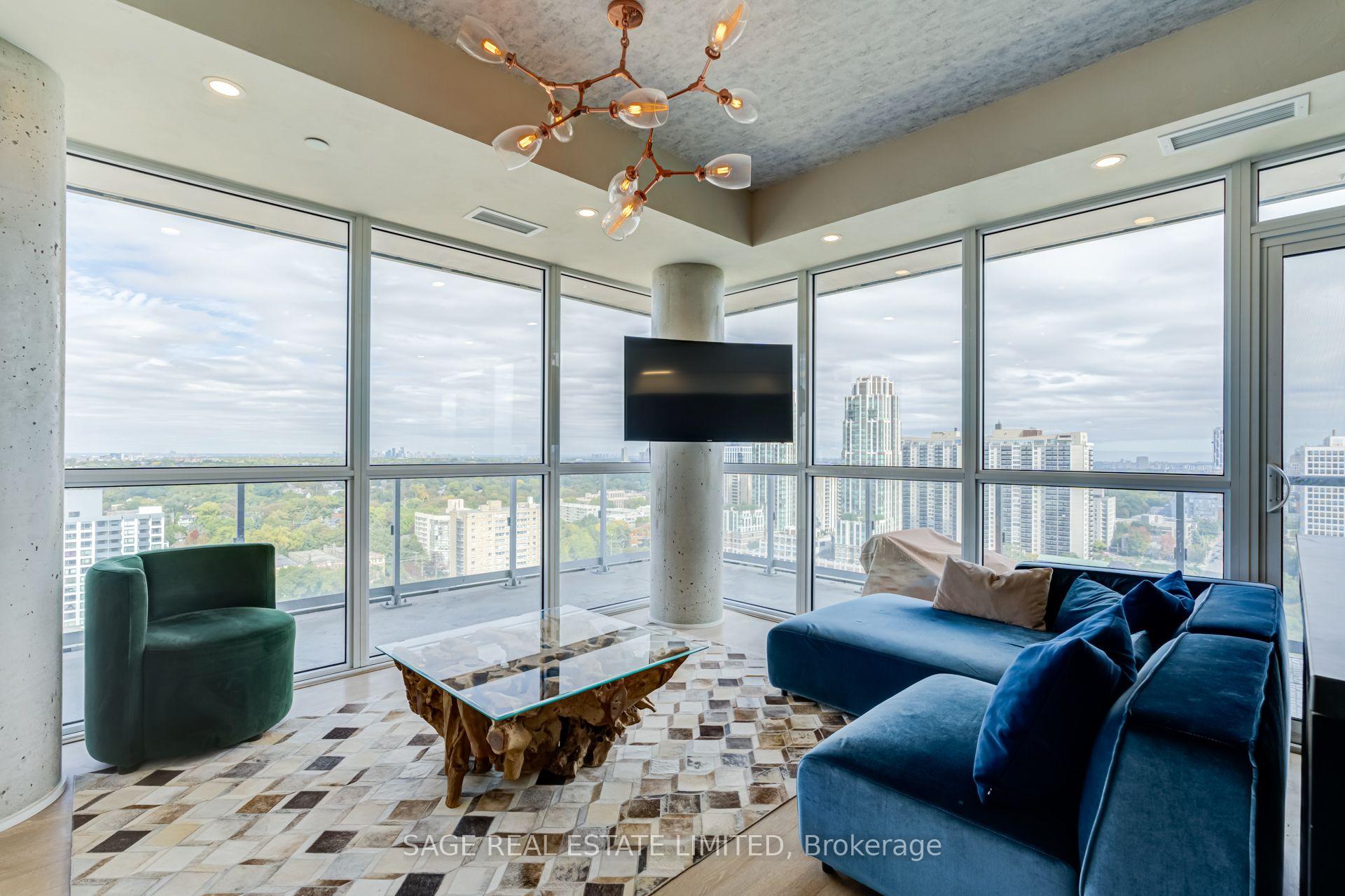 Photo 7 of Unit 1902, 501 St Clair Avenue W, Toronto, Casa Loma — HOMEH