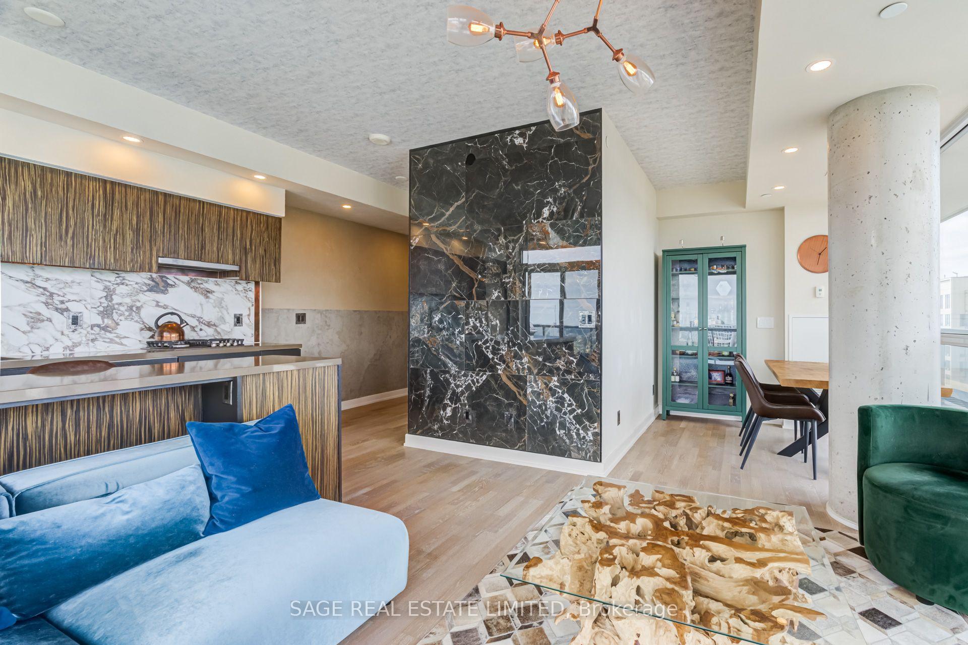 Photo 10 of Unit 1902, 501 St Clair Avenue W, Toronto, Casa Loma — HOMEH