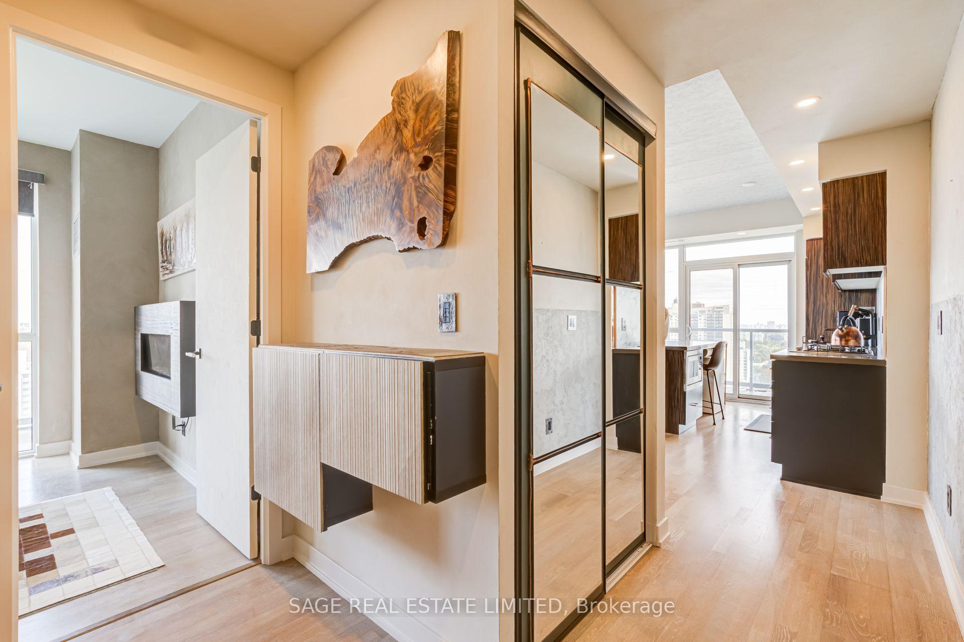 Photo 15 of Unit 1902, 501 St Clair Avenue W, Toronto, Casa Loma — HOMEH