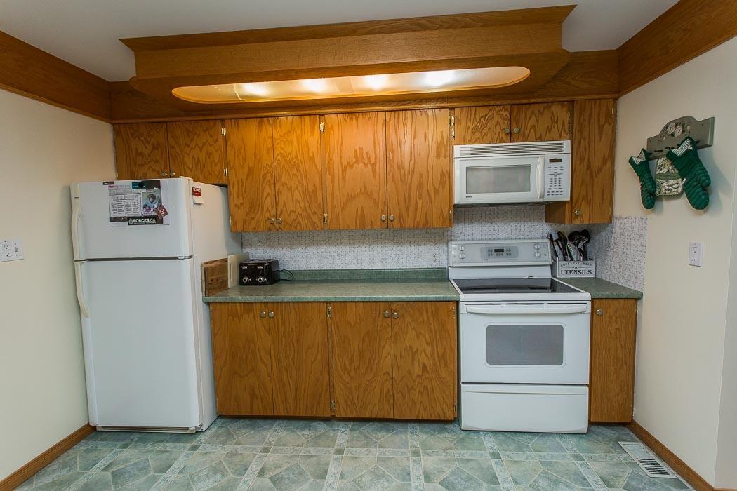 Photo 8 of 15358 Highway 17, Huron Shores — HOMEH