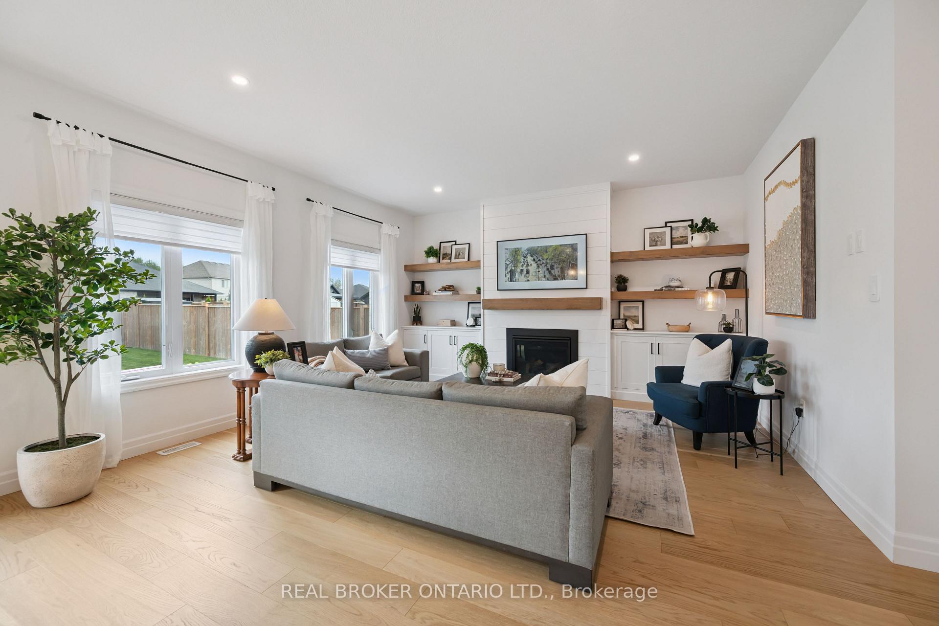 Photo 2 of 415 Rogers Road, North Perth, Listowel — HOMEH