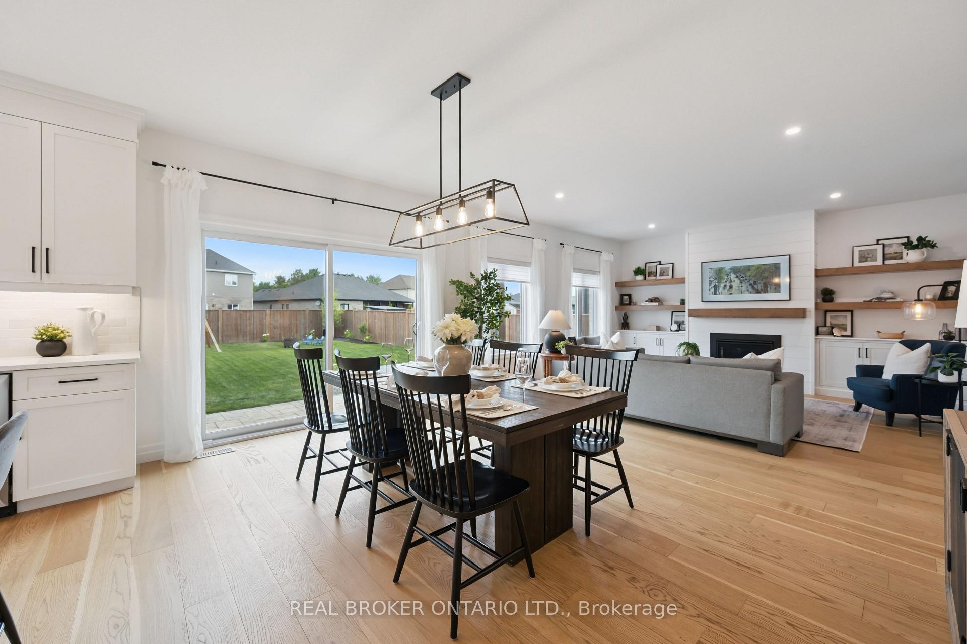 Photo 4 of 415 Rogers Road, North Perth, Listowel — HOMEH