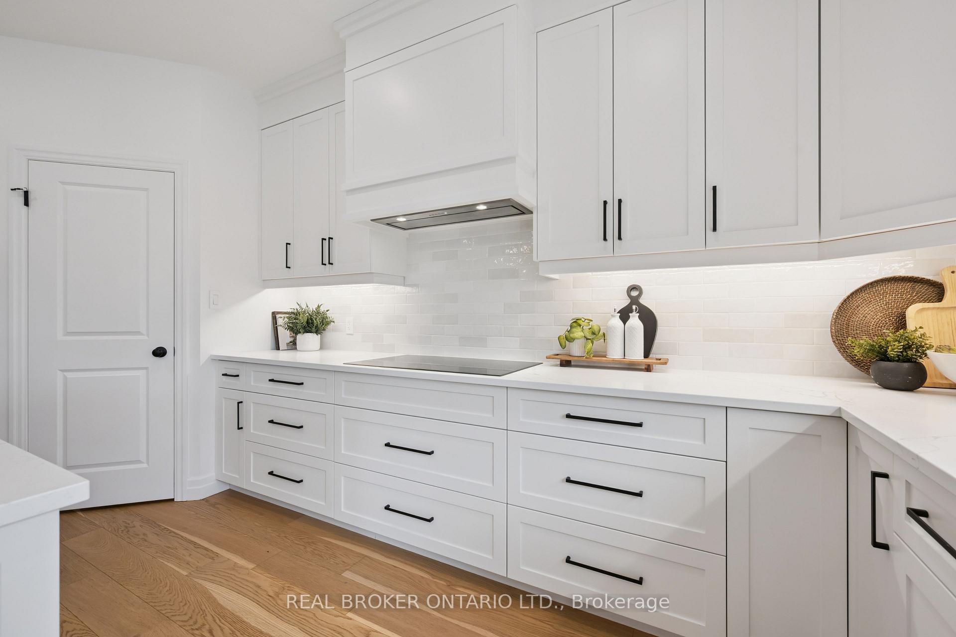 Photo 8 of 415 Rogers Road, North Perth, Listowel — HOMEH
