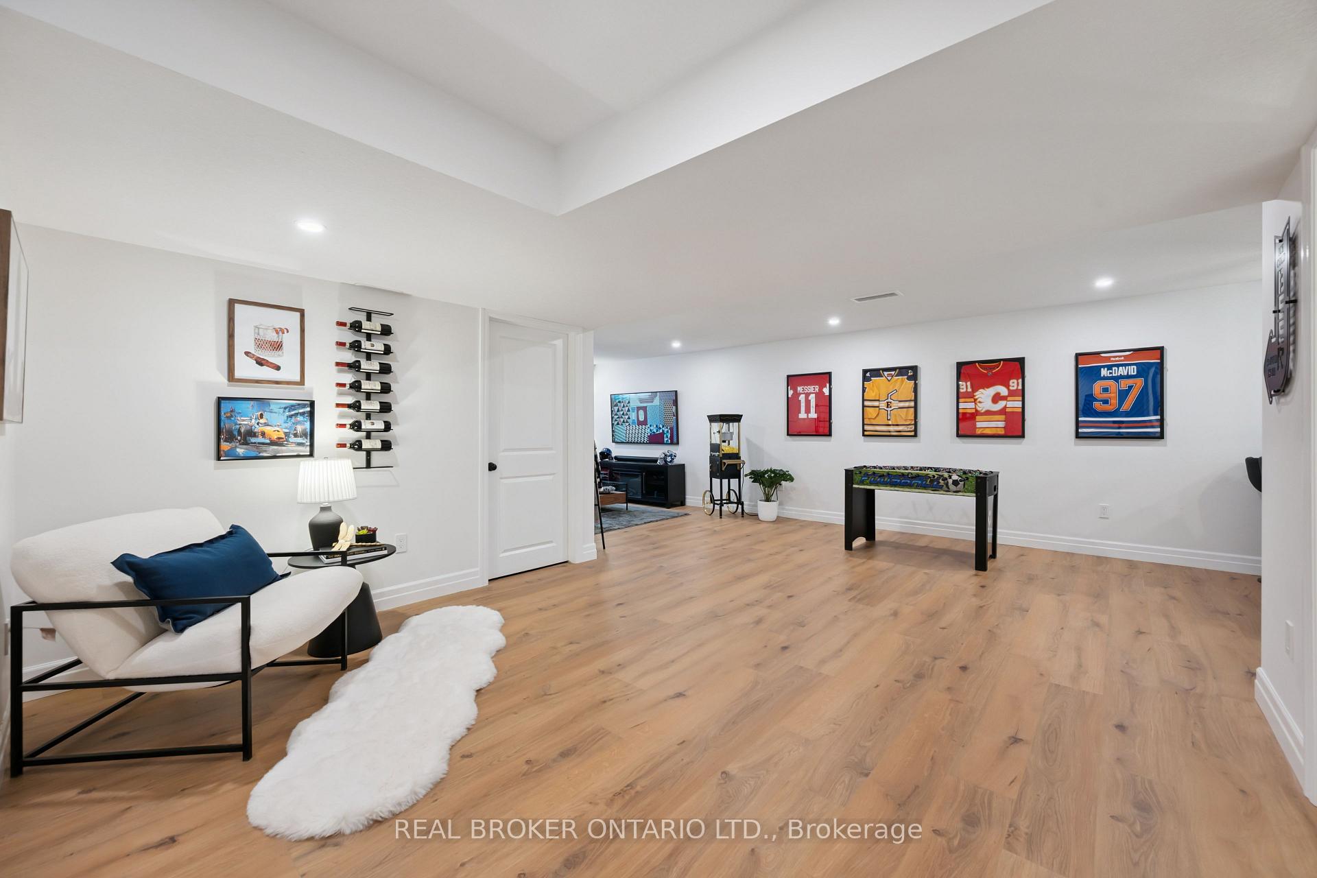 Photo 25 of 415 Rogers Road, North Perth, Listowel — HOMEH