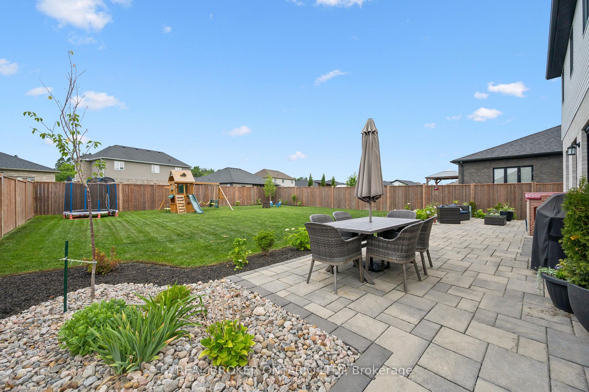Photo 33 of 415 Rogers Road, North Perth, Listowel — HOMEH