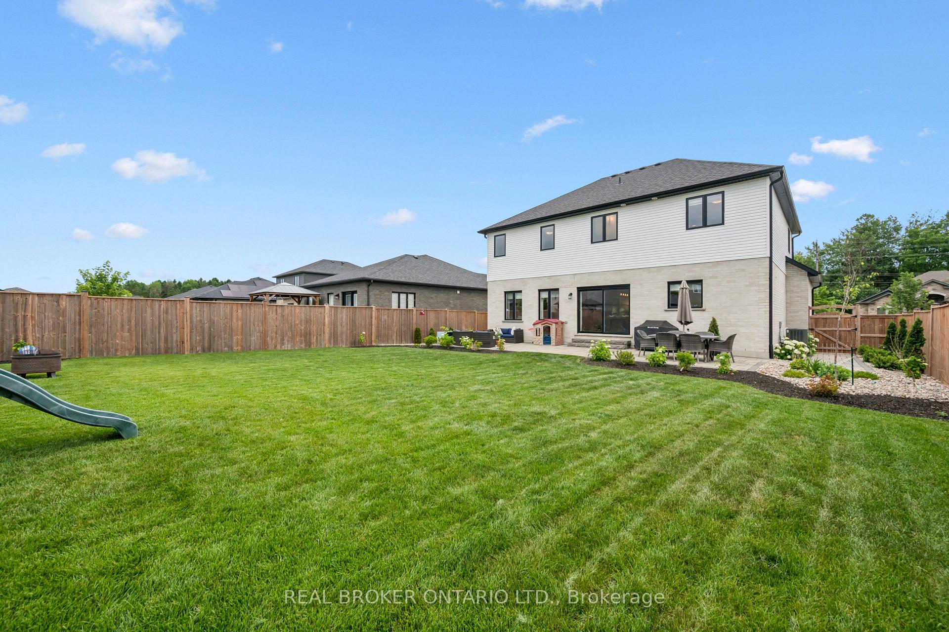 Photo 38 of 415 Rogers Road, North Perth, Listowel — HOMEH