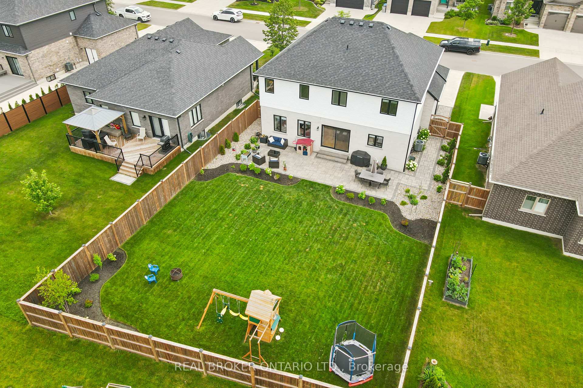 Photo 39 of 415 Rogers Road, North Perth, Listowel — HOMEH