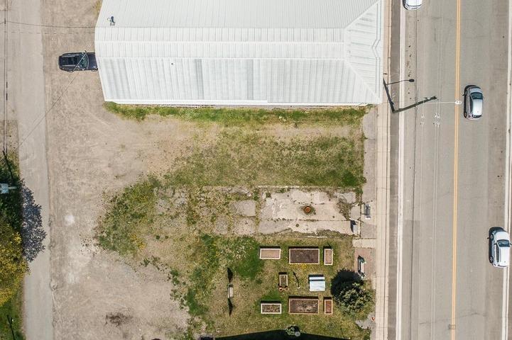 Photo 7 of 182 & 184 Main Street, Thessalon — HOMEH