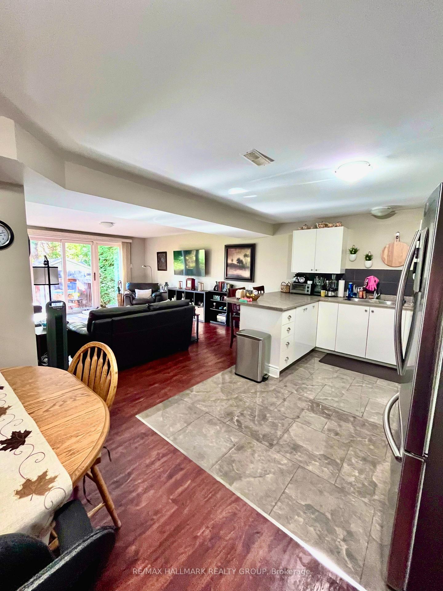 Photo 4 of Unit Lower level only, 19 Foulis Crescent, Ottawa, Kanata - Katimavik — HOMEH
