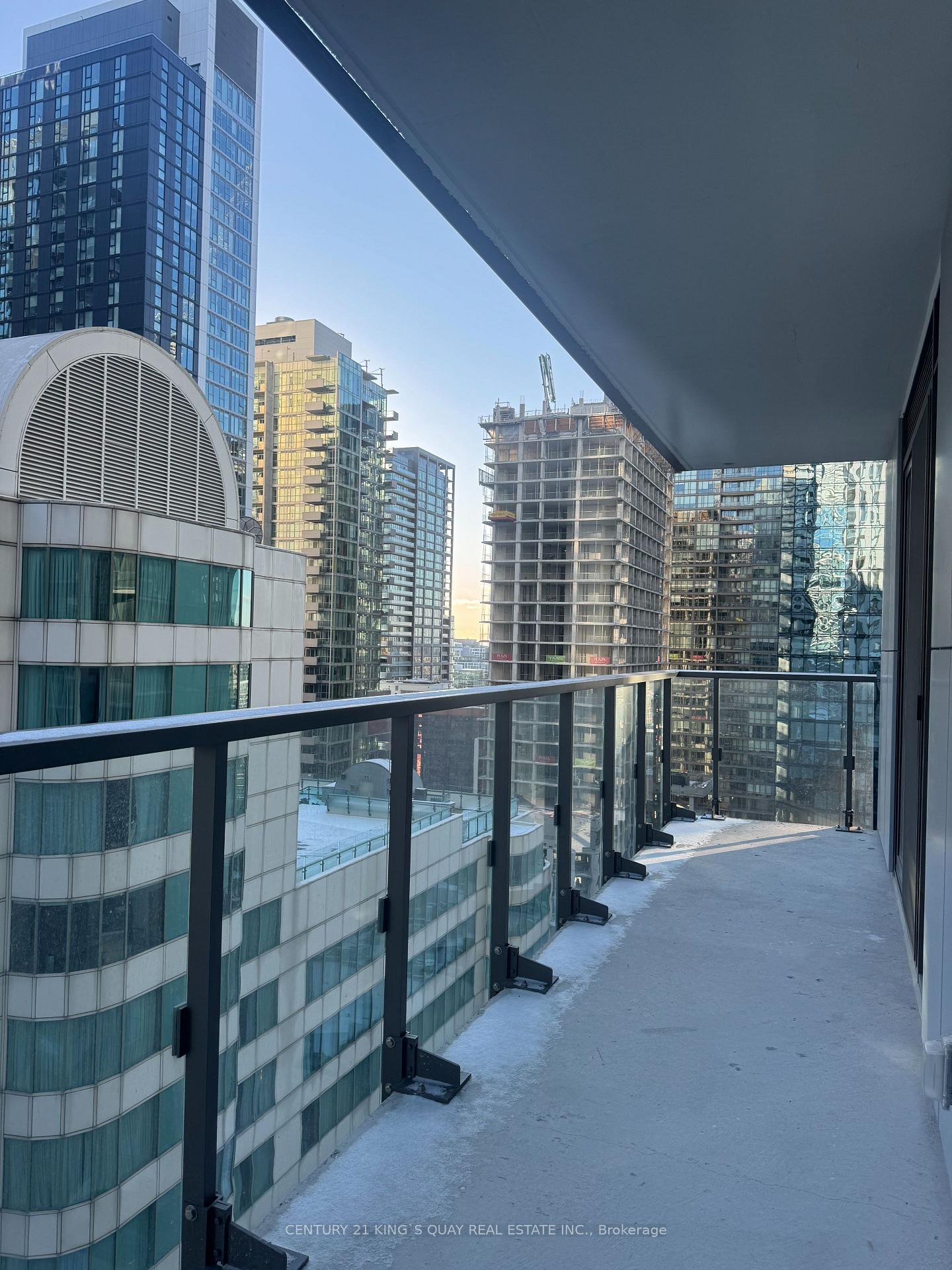 Photo 5 of Unit 2312, 8 Widmer Street, Toronto, Waterfront Communities — HOMEH