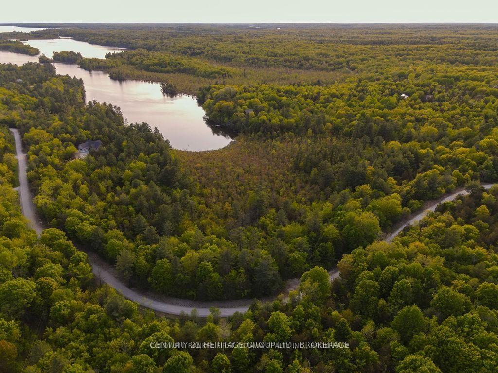 Photo 5 of 15 Hinterland Lane, Frontenac, Frontenac South — HOMEH