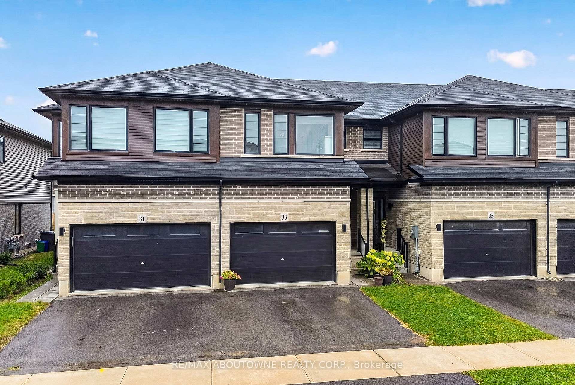 Photo of 33 Bellhouse Avenue
