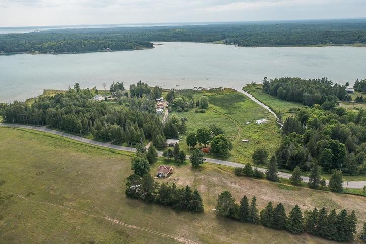 Photo 4 of 1058 Sailors Encampment Drive, St. Joseph — HOMEH