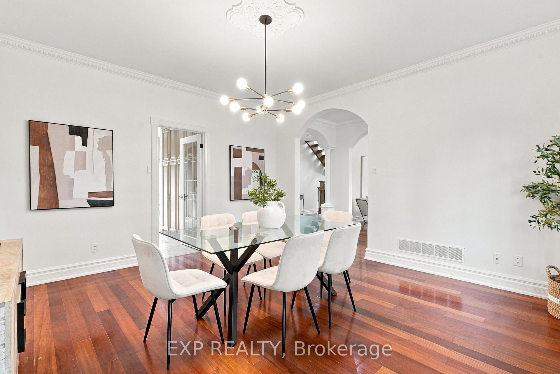 Photo 22 of 101 Cannon Road, Etobicoke, Stonegate-Queensway — HOMEH