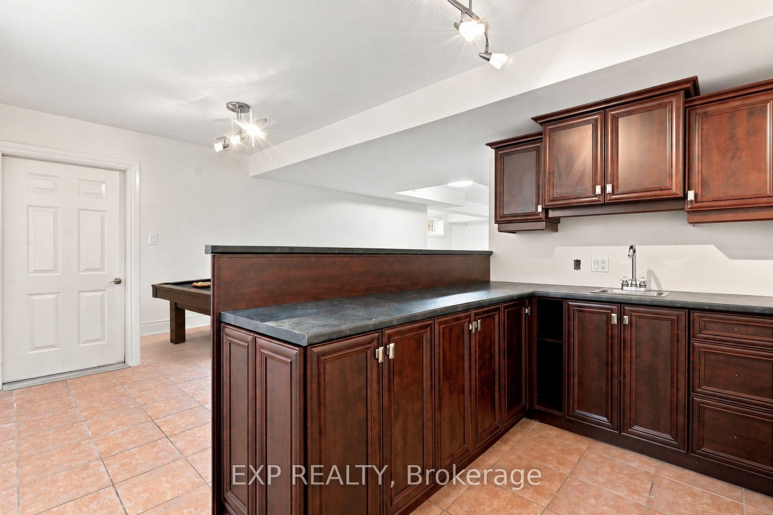 Photo 41 of 101 Cannon Road, Etobicoke, Stonegate-Queensway — HOMEH