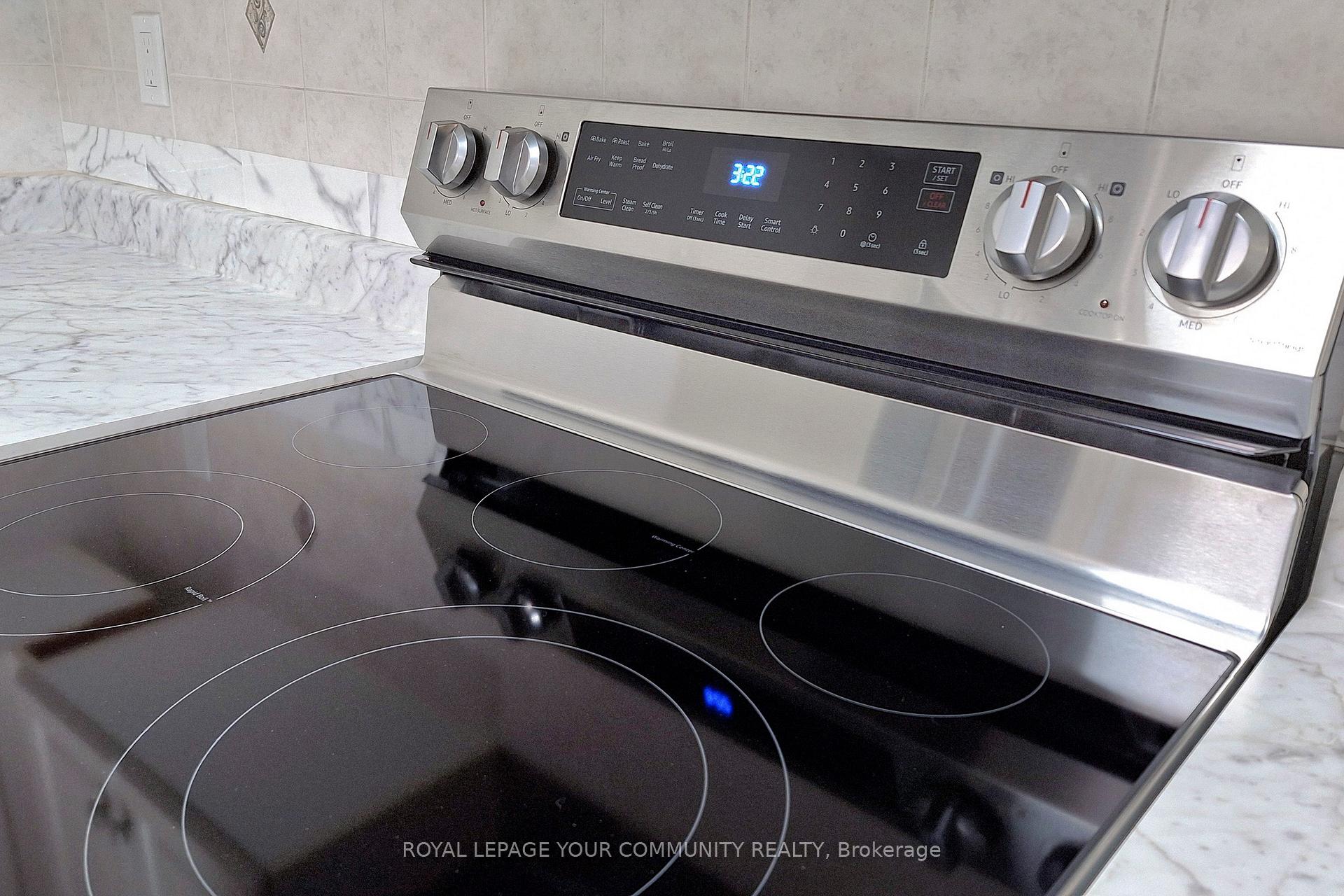 Photo 7 of Unit 1906, 7 Lorraine Drive, North York, Willowdale West — HOMEH