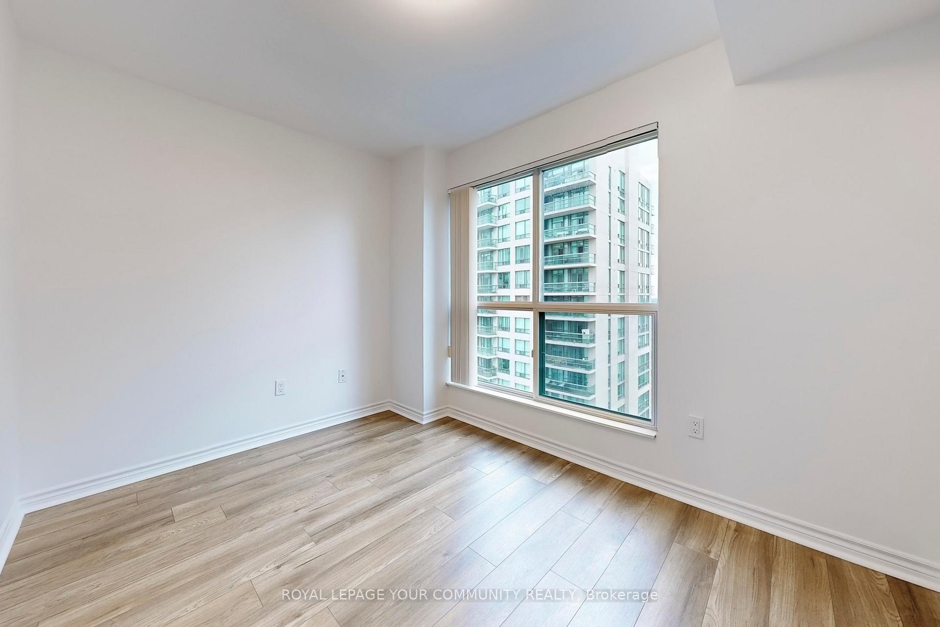 Photo 14 of Unit 1906, 7 Lorraine Drive, North York, Willowdale West — HOMEH