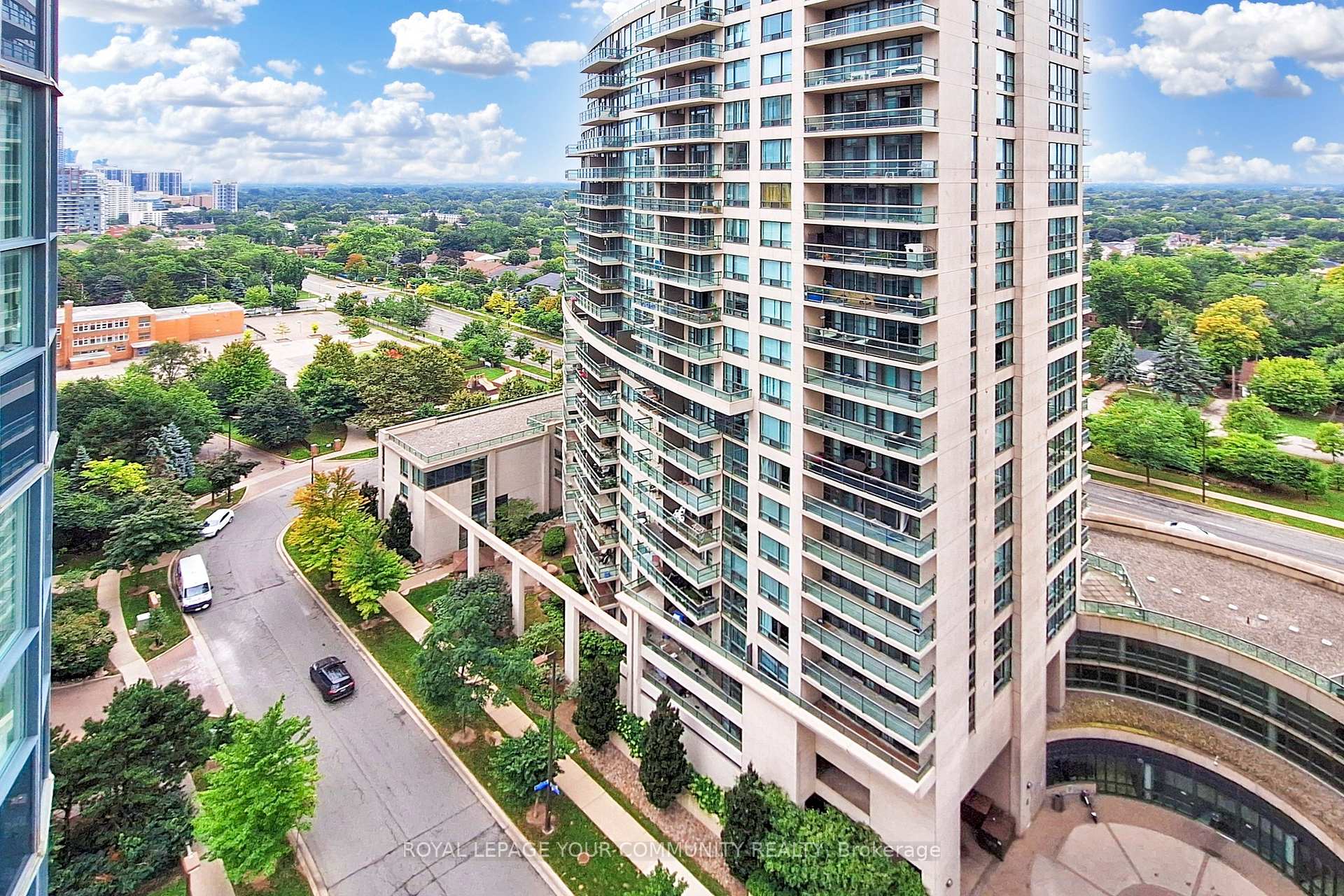 Photo 23 of Unit 1906, 7 Lorraine Drive, North York, Willowdale West — HOMEH