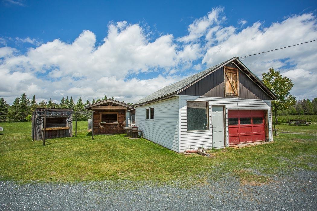 Photo 8 of 46 Collver Road, Huron Shores — HOMEH