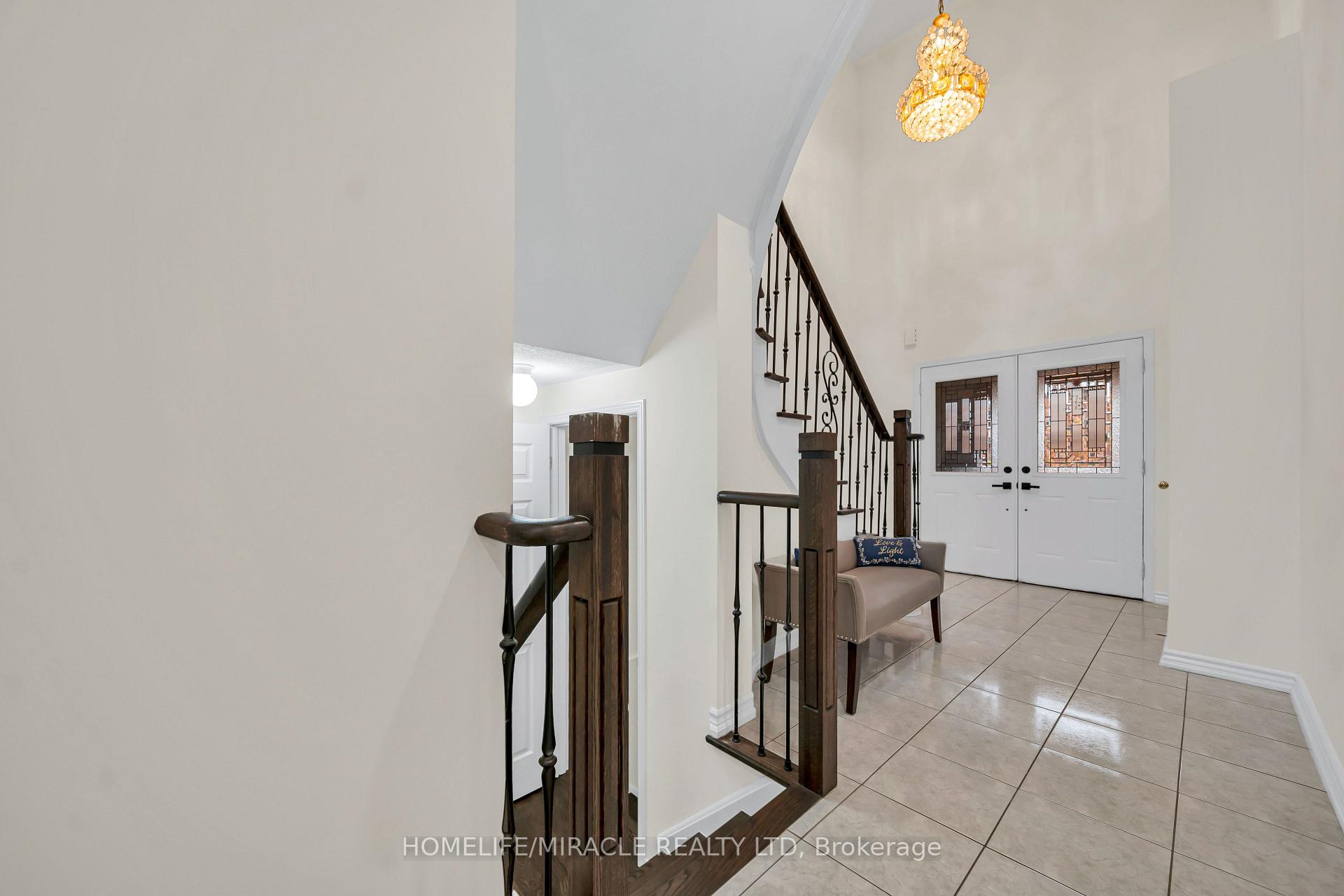 Photo 9 of 763 Pitcher Place, Milton, Coates — HOMEH