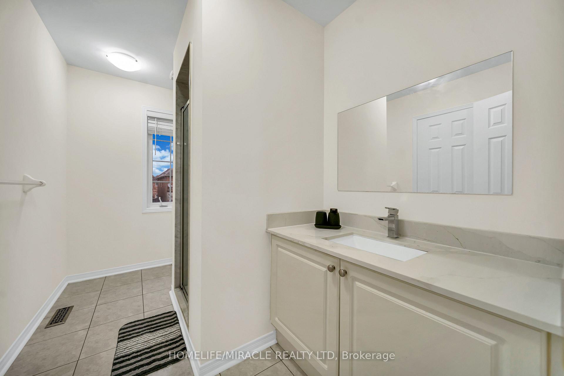 Photo 32 of 763 Pitcher Place, Milton, Coates — HOMEH