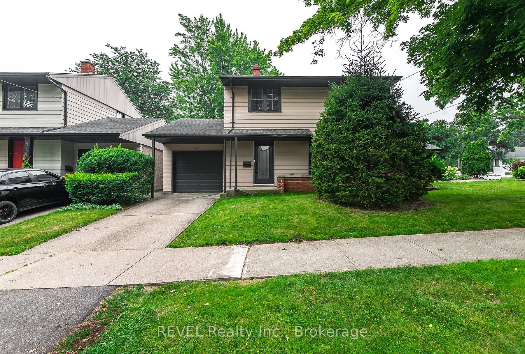 Photo 25 of 113 St. Paul Crescent, St. Catharines, Western Hill — HOMEH