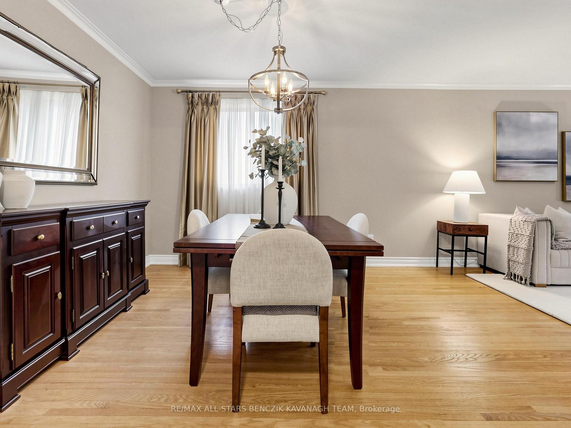 Photo 5 of 41 John Dexter Place, Markham, Sherwood-Amberglen — HOMEH