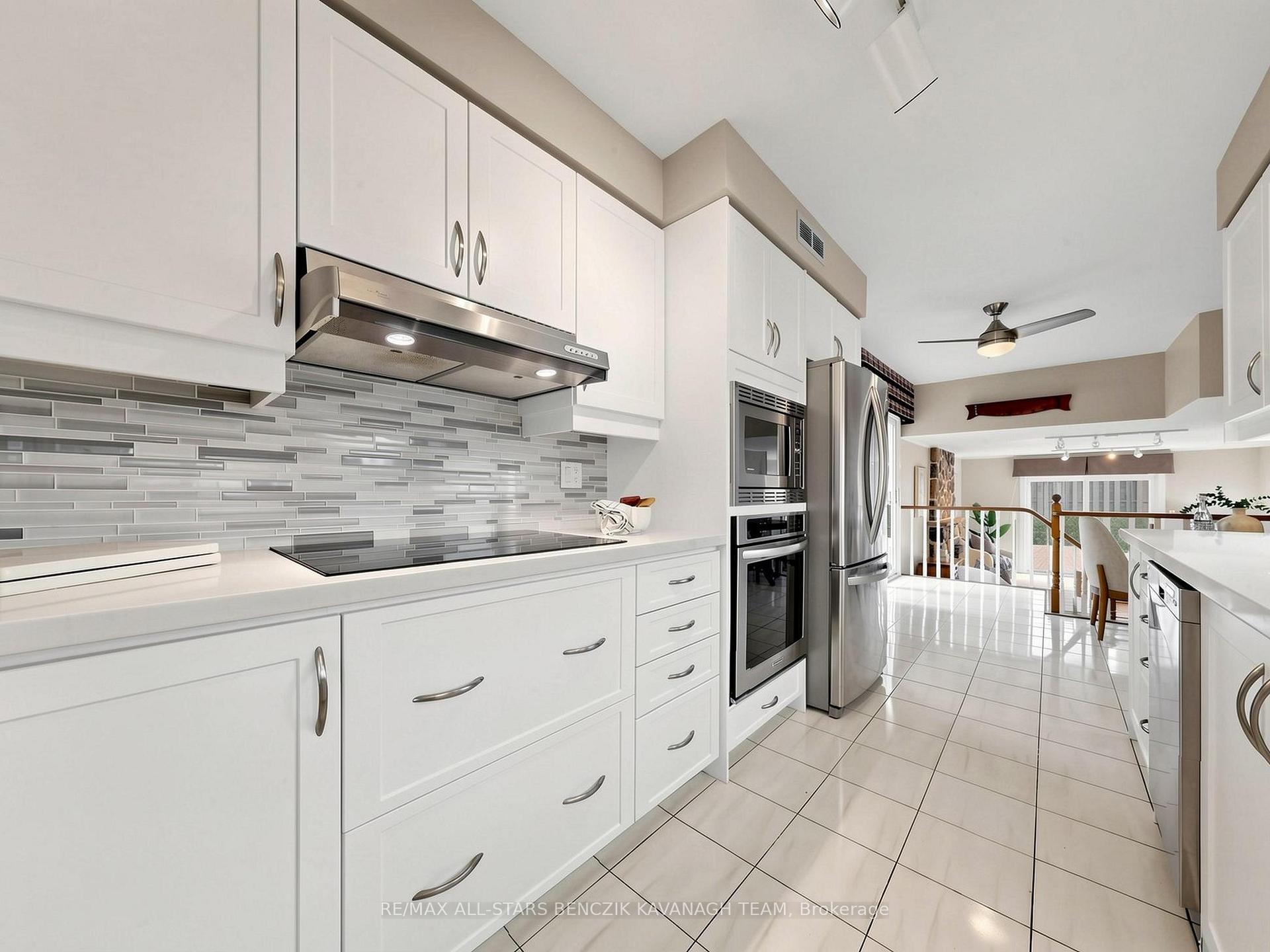 Photo 9 of 41 John Dexter Place, Markham, Sherwood-Amberglen — HOMEH