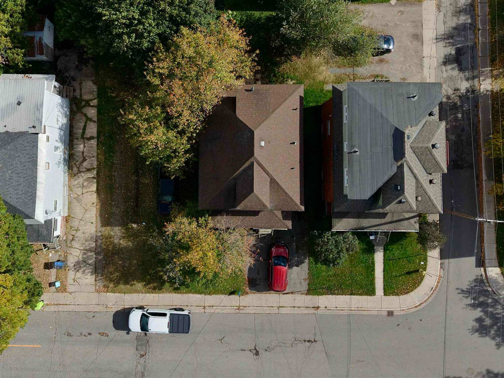 Photo 2 of 180 Elgin Street, Sault Ste Marie, Ward 2 — HOMEH