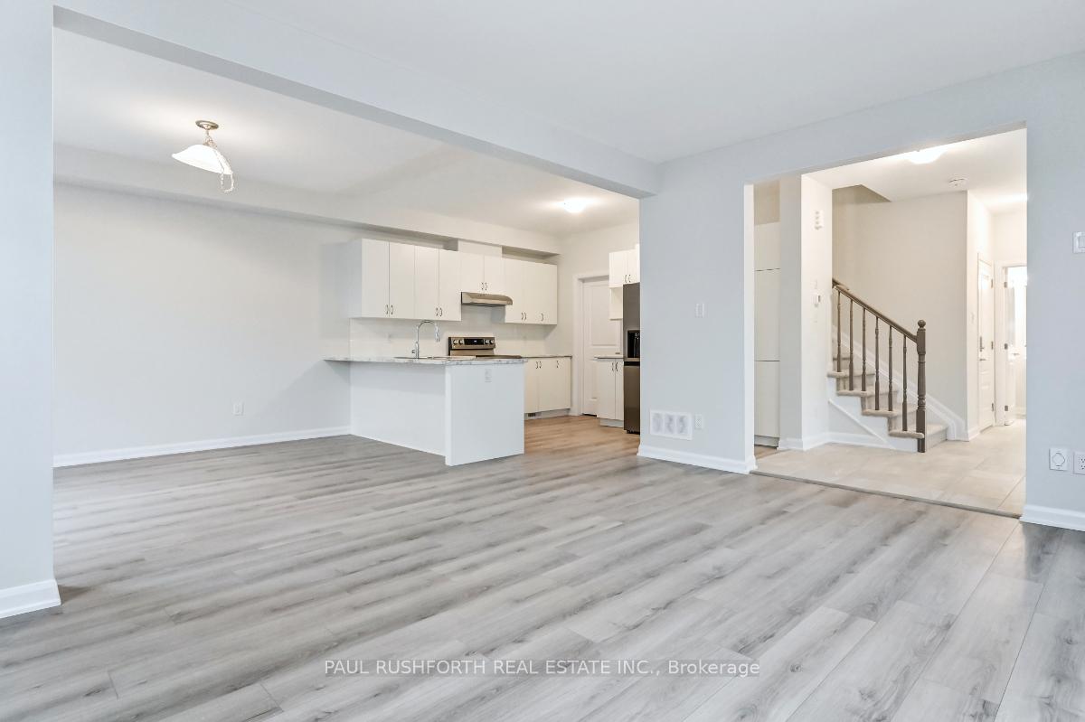 Photo 9 of 11 Fossa Terrace W, Ottawa, Barrhaven - Half Moon Bay — HOMEH