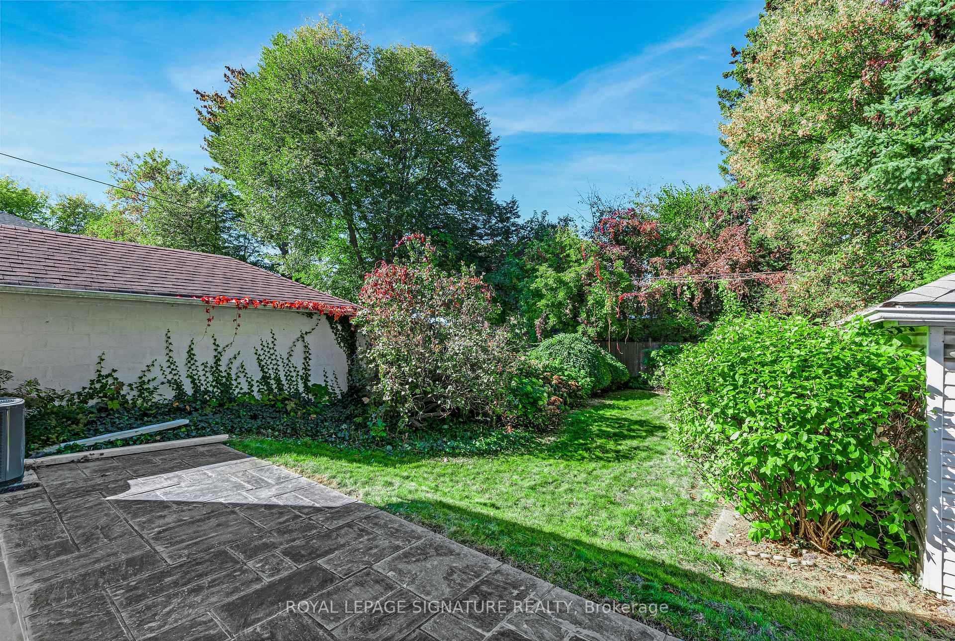 Photo 4 of 106 Meighen Avenue, Toronto, O'Connor-Parkview — HOMEH