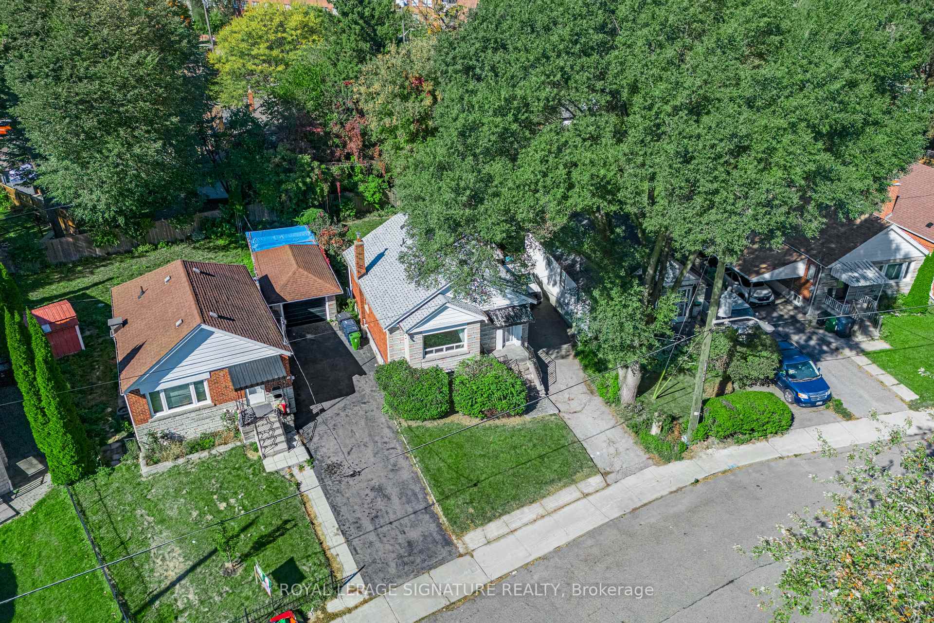 Photo 10 of 106 Meighen Avenue, Toronto, O'Connor-Parkview — HOMEH