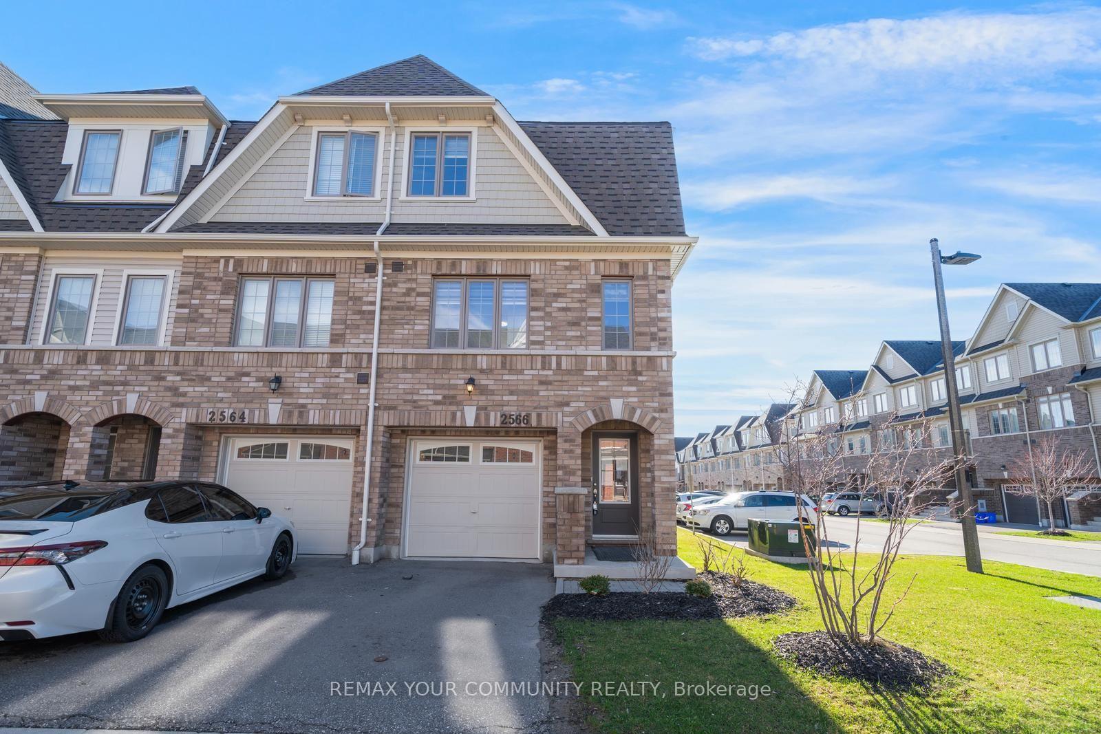 Photo 2 of Unit 137, 2566 Mojave Path, Oshawa, Windfields — HOMEH
