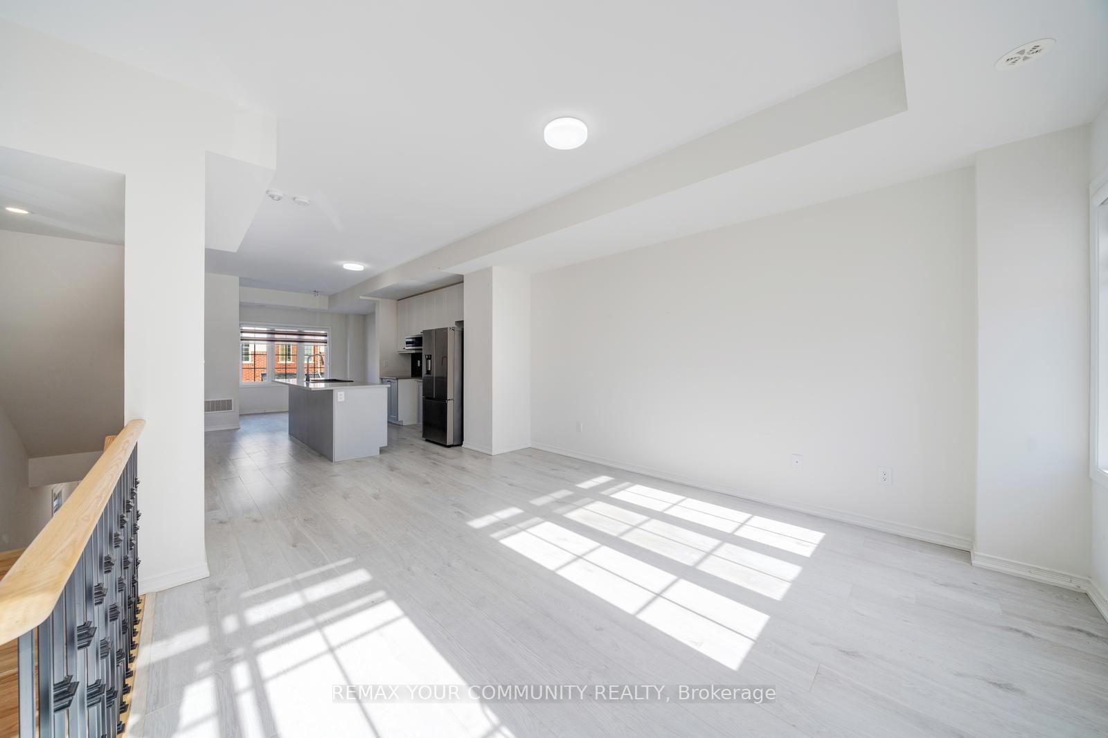 Photo 9 of Unit 137, 2566 Mojave Path, Oshawa, Windfields — HOMEH