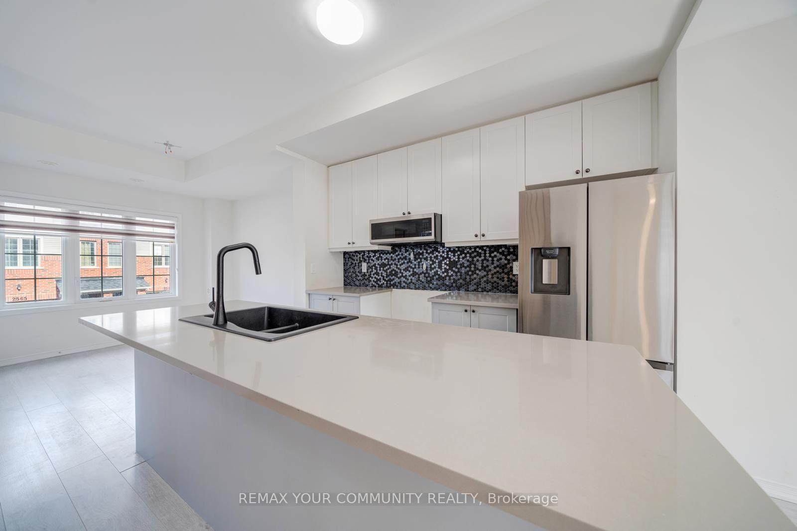 Photo 14 of Unit 137, 2566 Mojave Path, Oshawa, Windfields — HOMEH