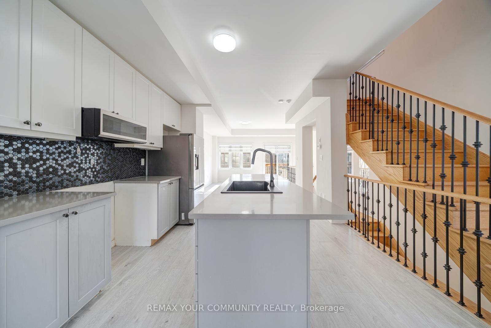 Photo 15 of Unit 137, 2566 Mojave Path, Oshawa, Windfields — HOMEH