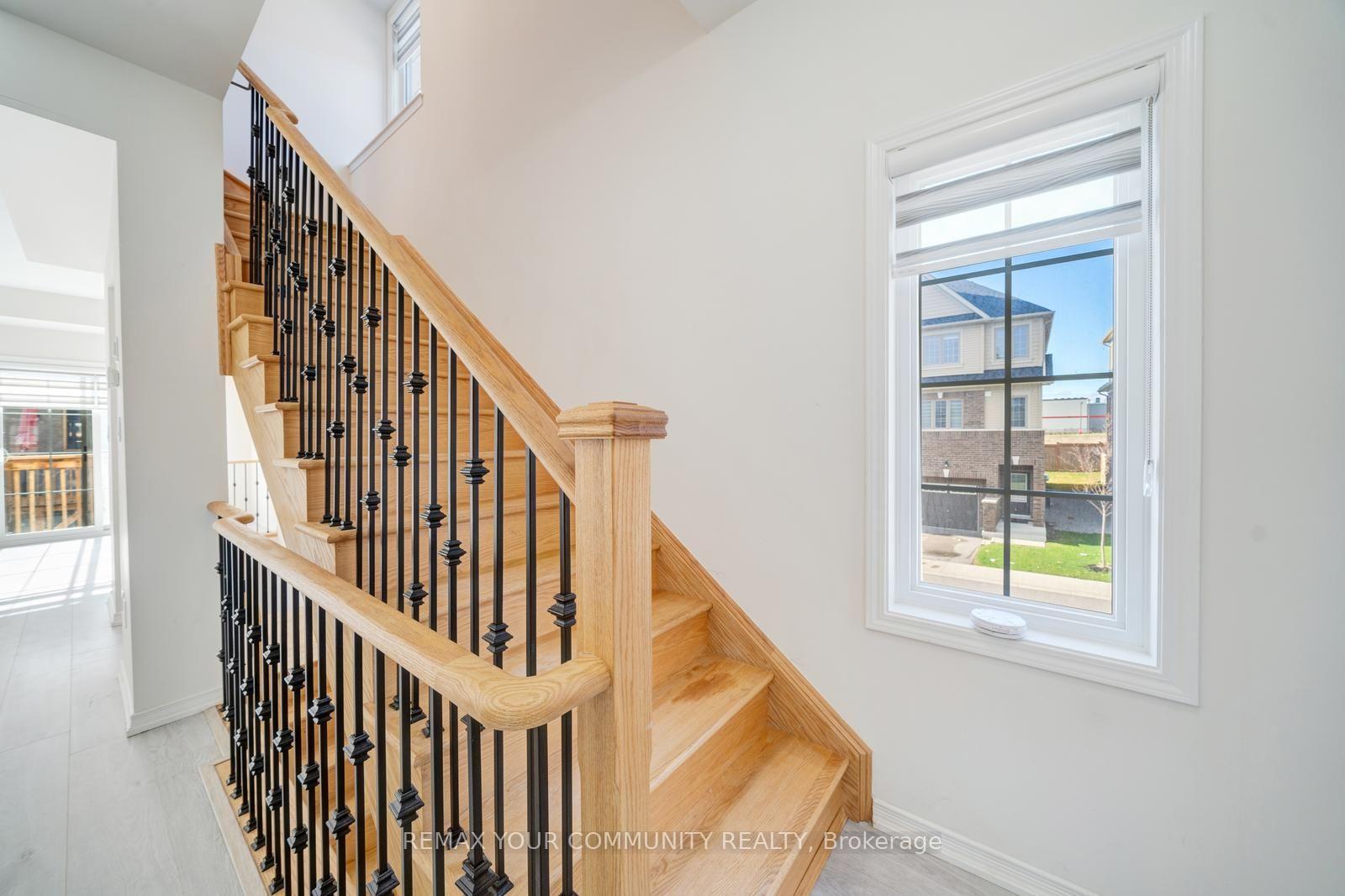 Photo 20 of Unit 137, 2566 Mojave Path, Oshawa, Windfields — HOMEH