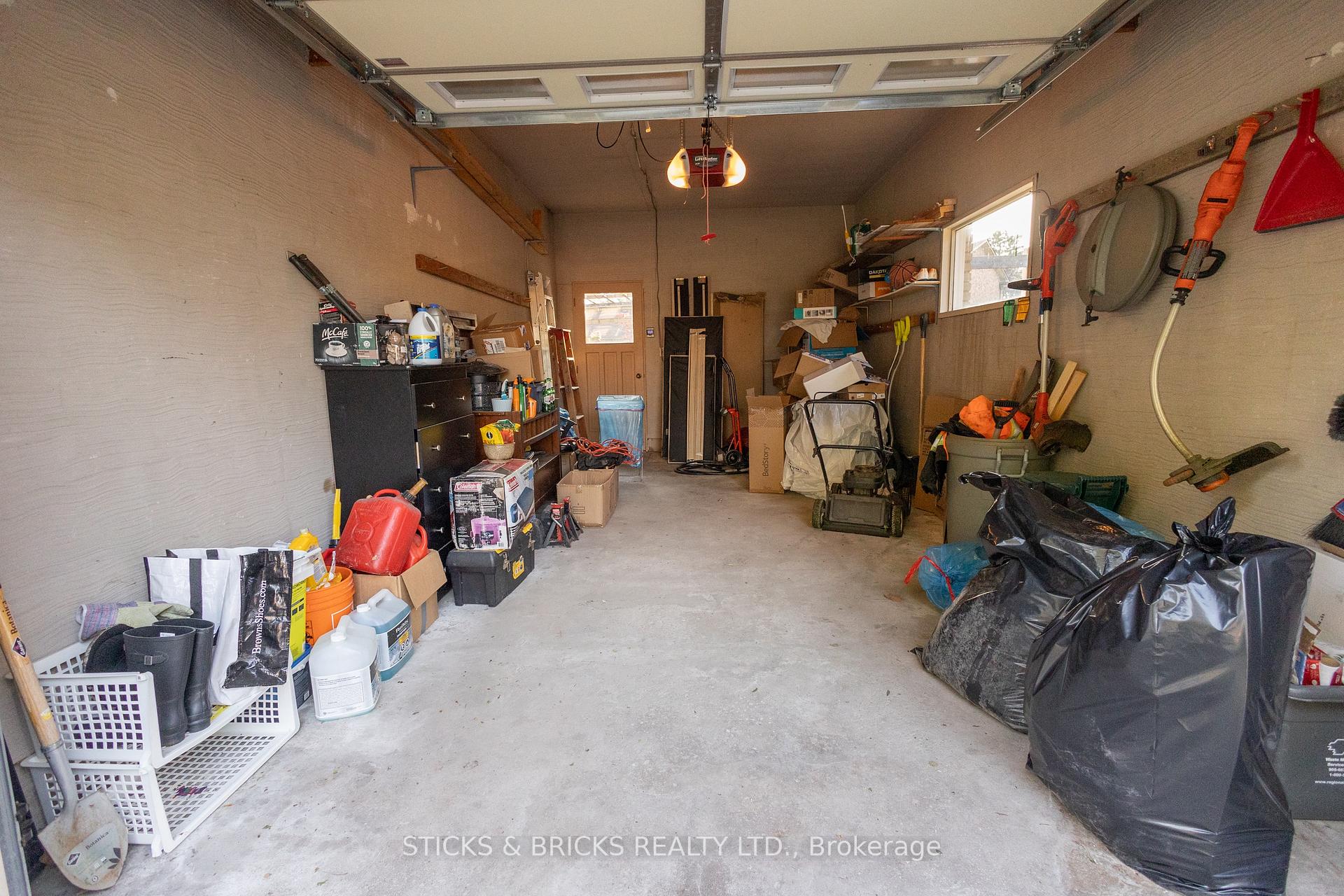 Photo 30 of 4479 Mitchell Avenue, Niagara Falls, Morrison — HOMEH