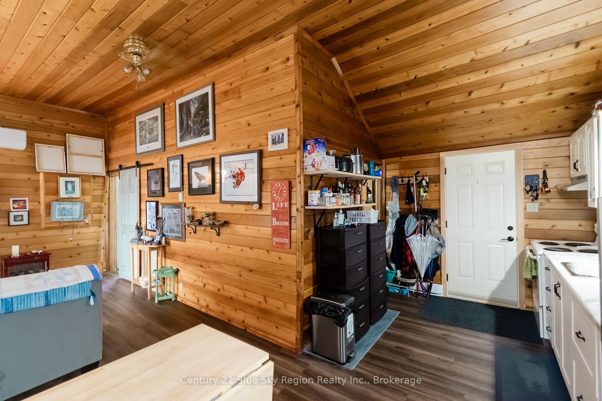 Photo 9 of 2261 Peninsula Road, North Bay, Birchaven — HOMEH