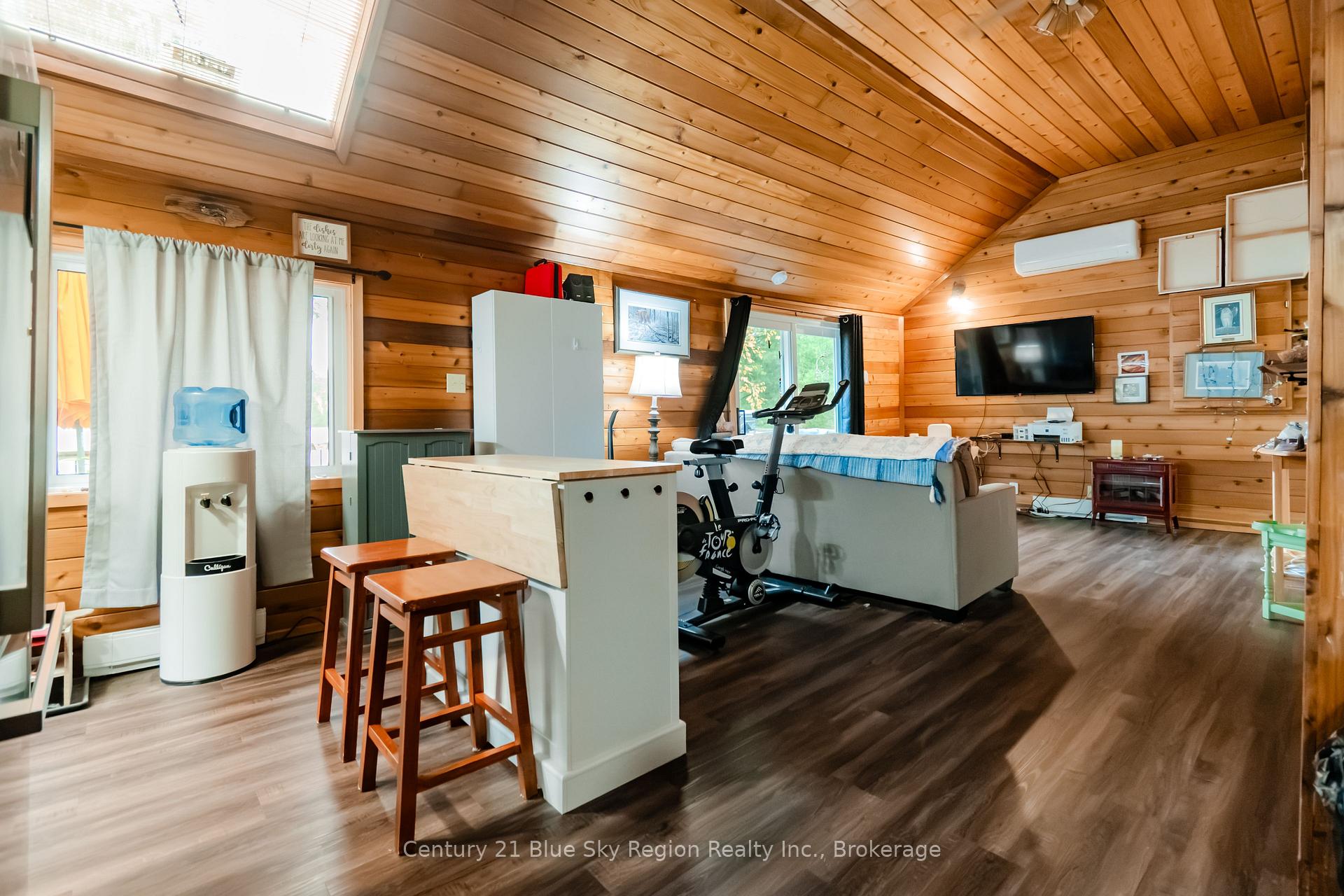Photo 11 of 2261 Peninsula Road, North Bay, Birchaven — HOMEH