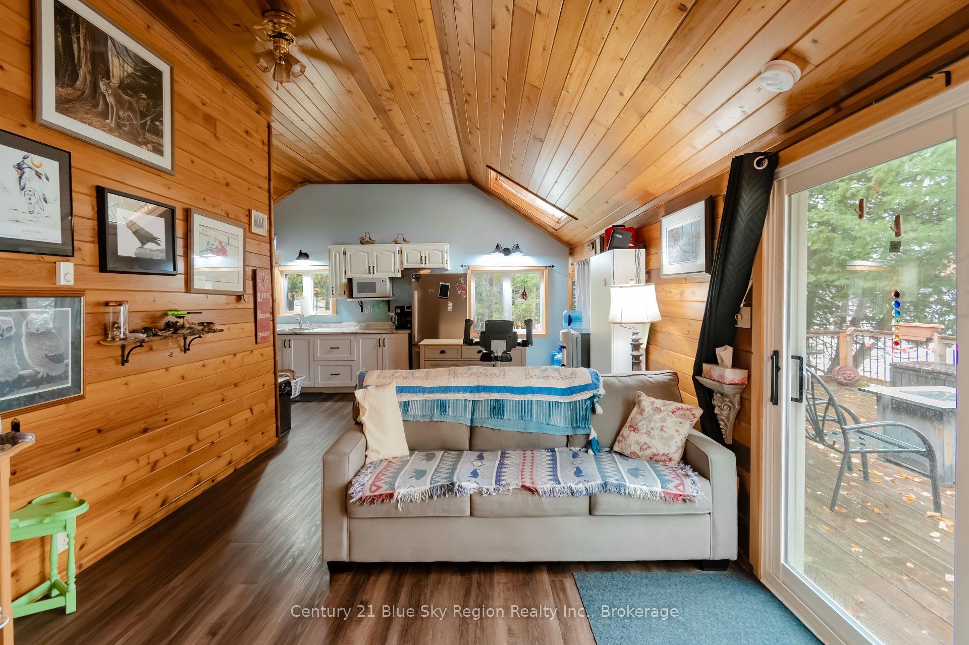 Photo 15 of 2261 Peninsula Road, North Bay, Birchaven — HOMEH