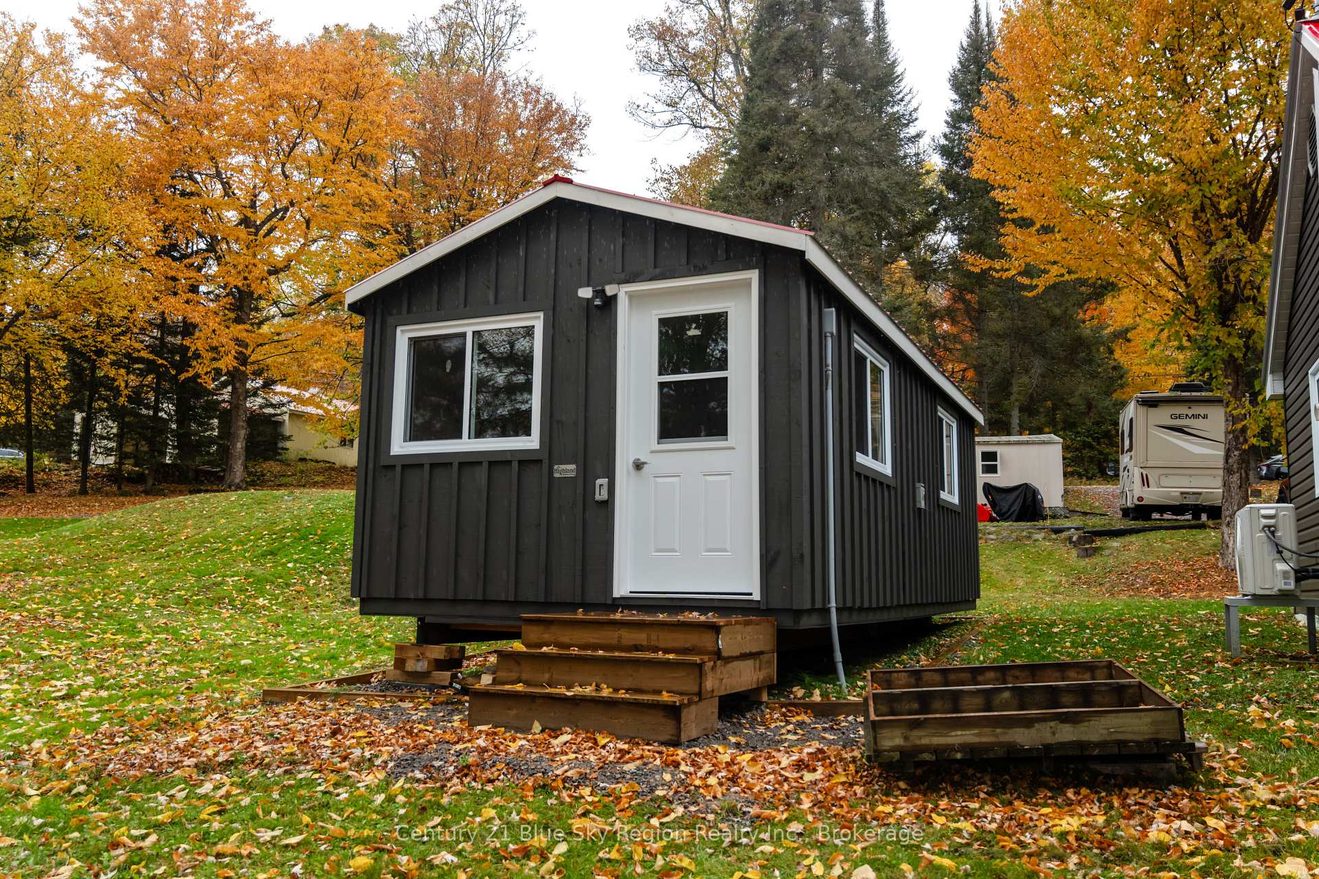 Photo 30 of 2261 Peninsula Road, North Bay, Birchaven — HOMEH