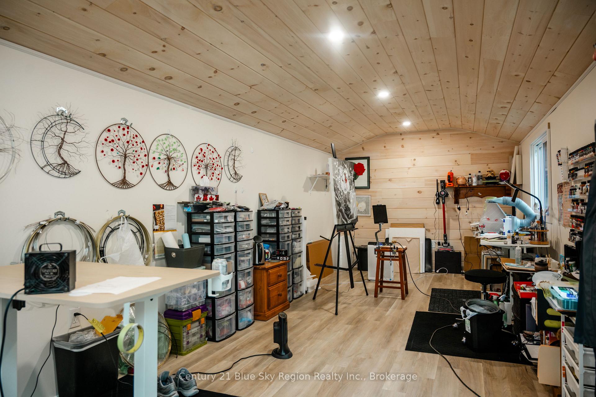 Photo 31 of 2261 Peninsula Road, North Bay, Birchaven — HOMEH