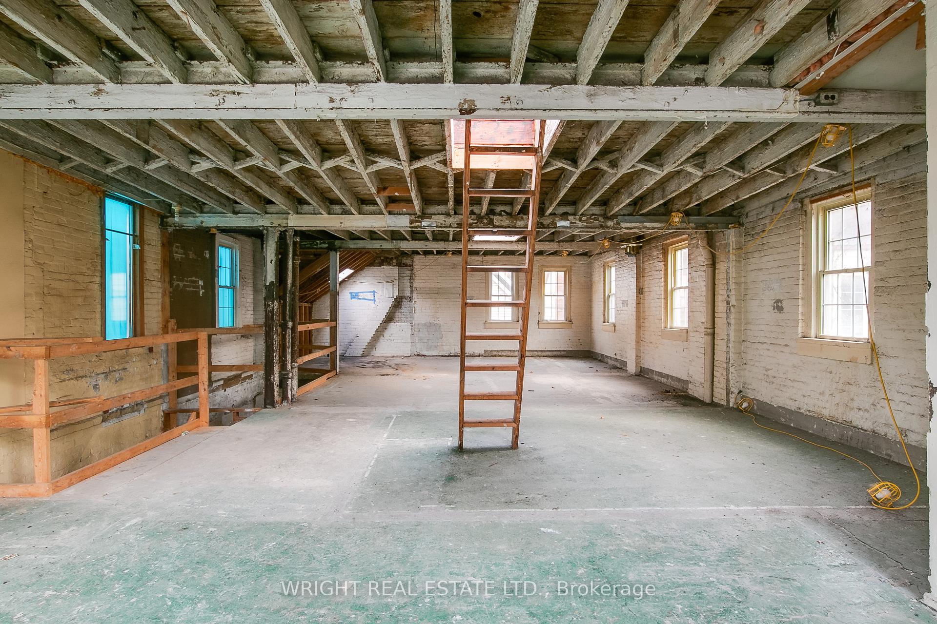 Photo 12 of Unit Rear, 105 Major Street, Toronto, University — HOMEH