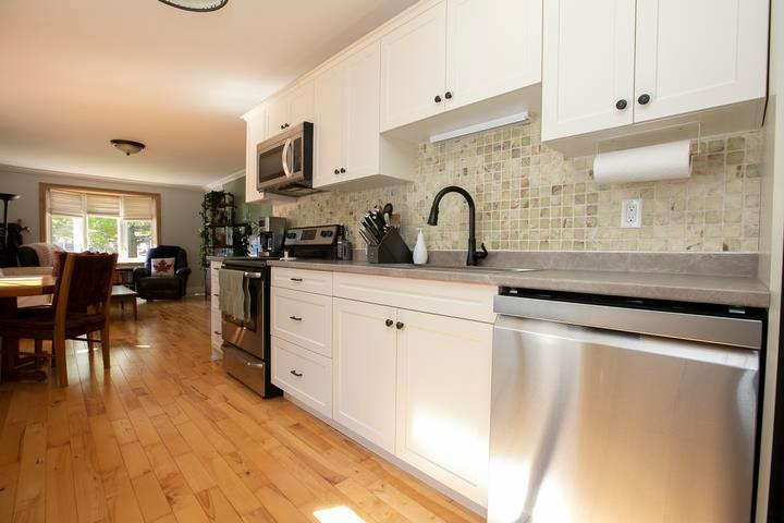 Photo 18 of 552 Lake Street, Sault Ste Marie, Ward 2 — HOMEH