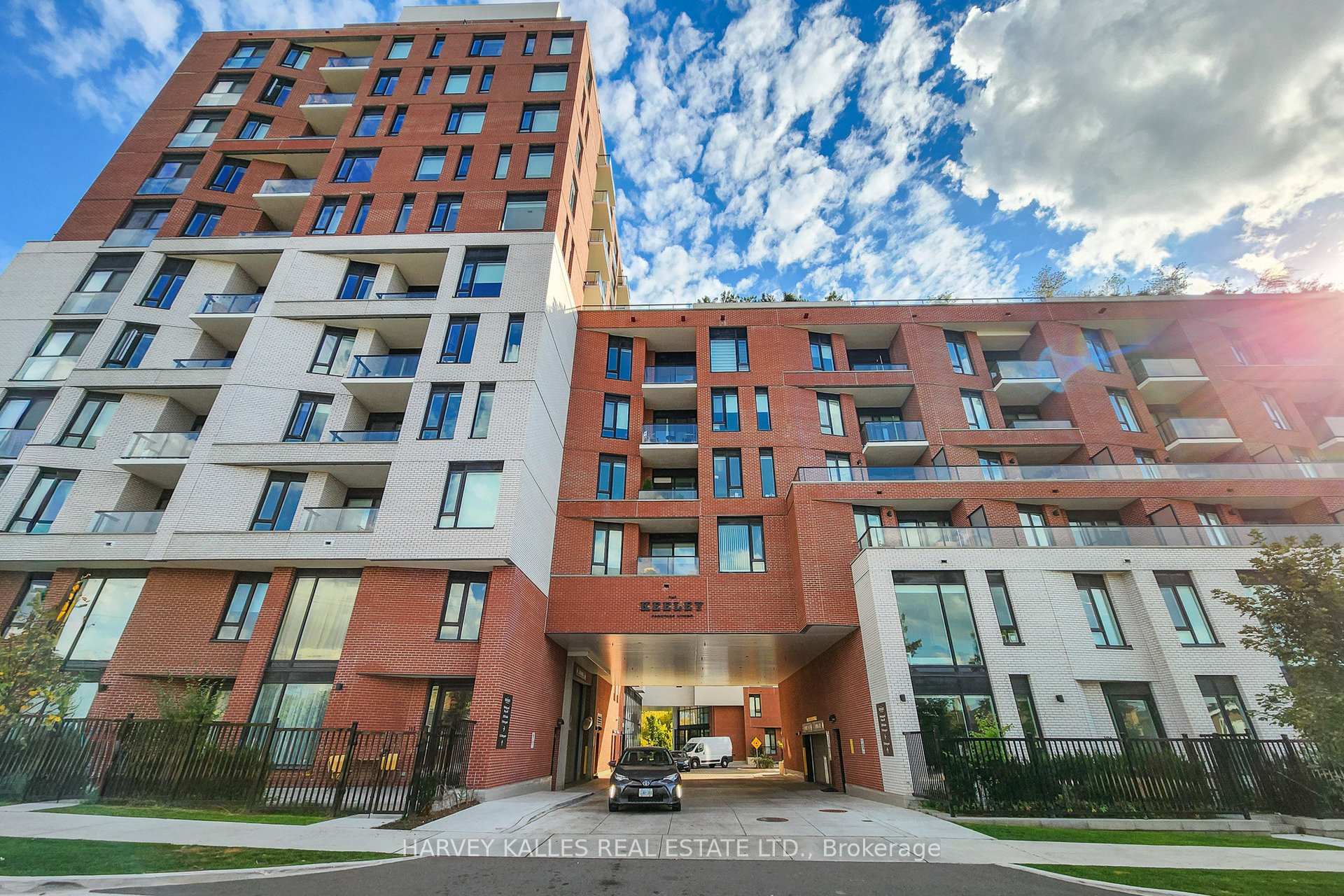 Photo 2 of Unit 635, 3100 Keele Street, North York, Downsview-Roding-CFB — HOMEH
