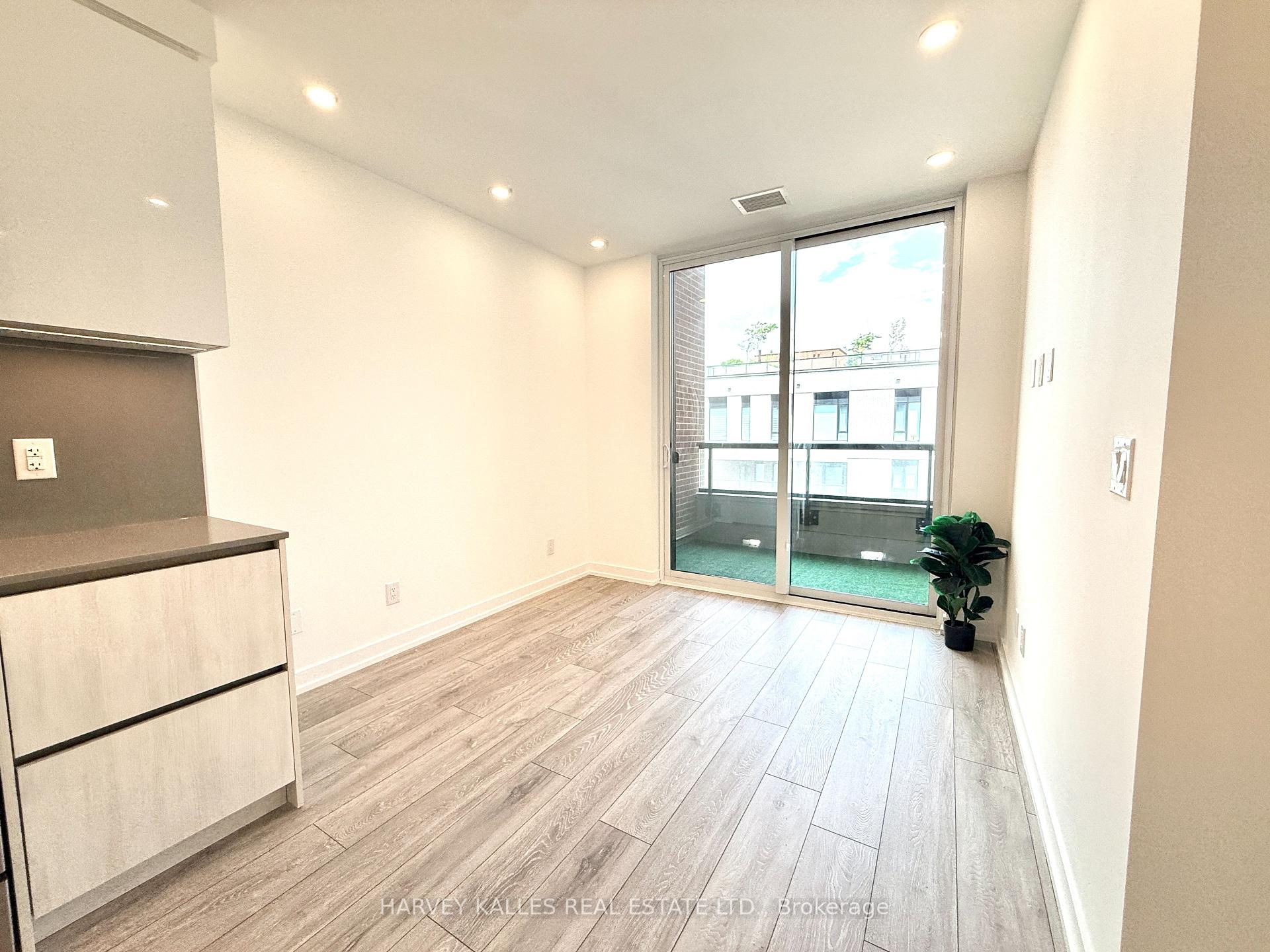 Photo 9 of Unit 635, 3100 Keele Street, North York, Downsview-Roding-CFB — HOMEH