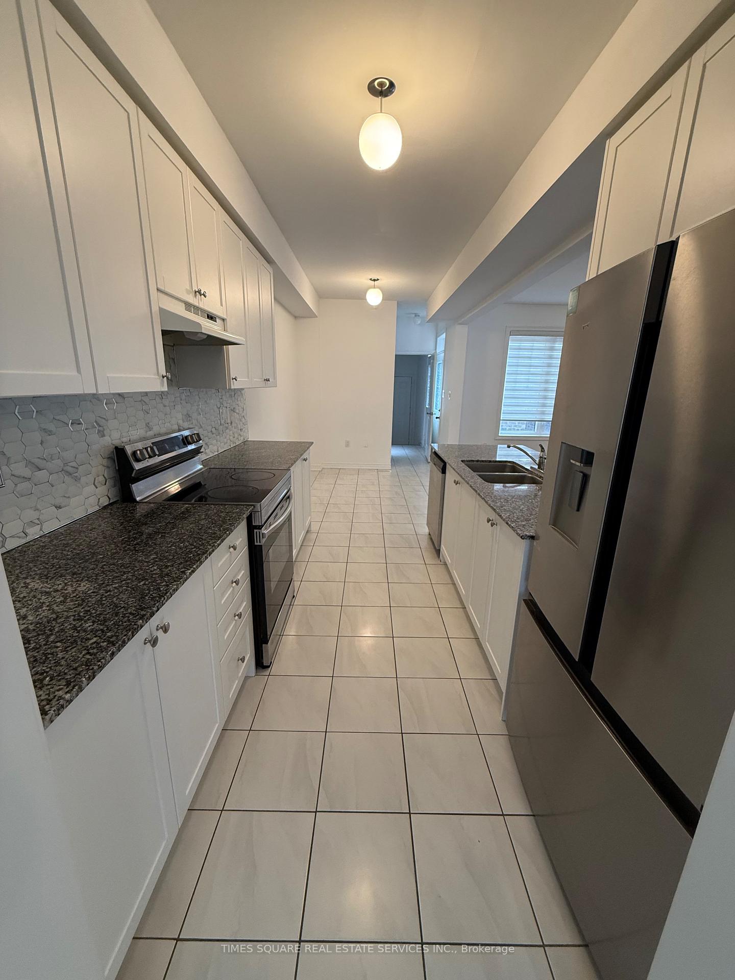 Photo 10 of 8 O'Reilly Street, Whitby, Rural Whitby — HOMEH